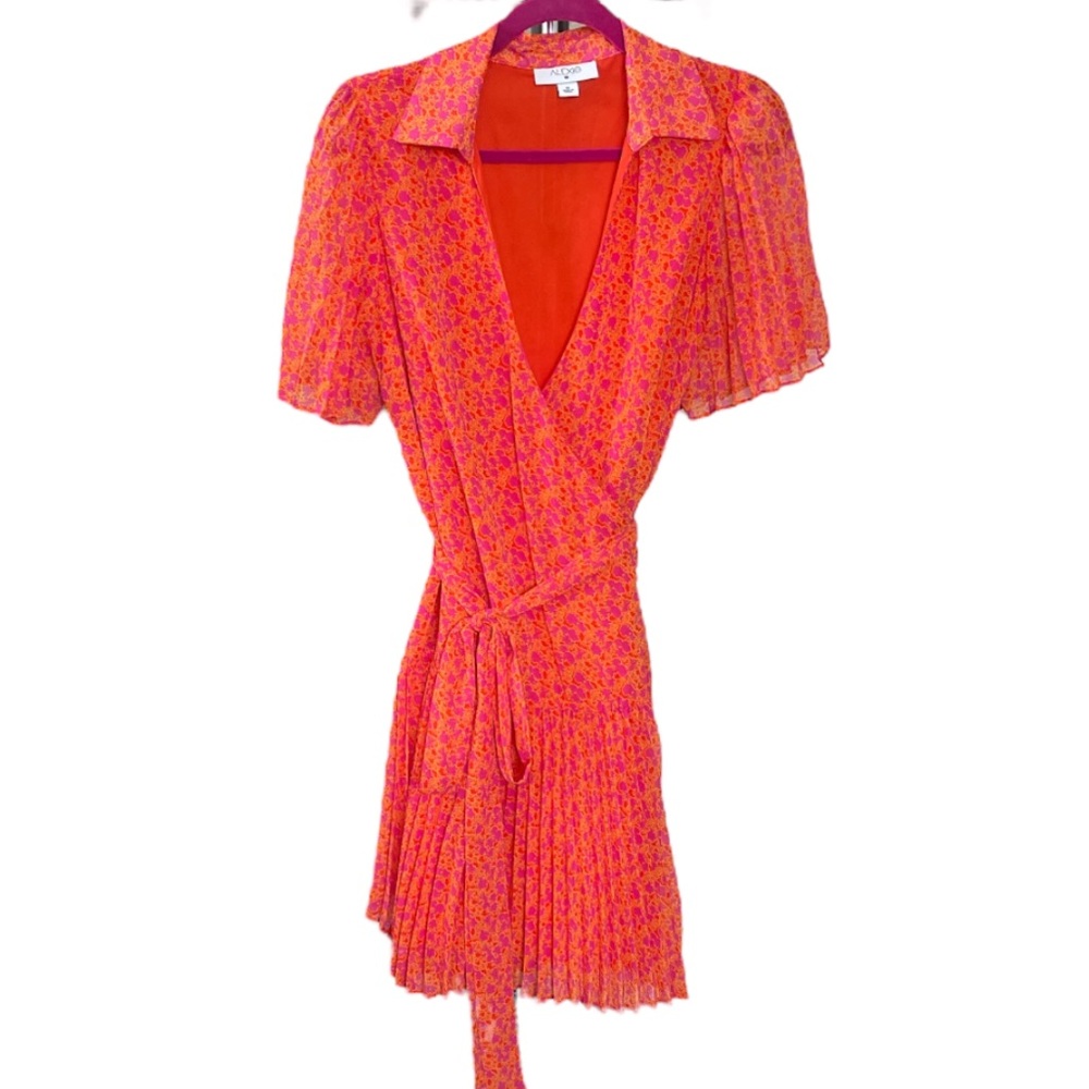 Alexis for Target Pleated Floral Wrap Mini Dress Orange Pink Medium
